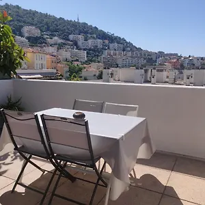 https://appartement-terrasse-nice.fr-provencehotel.com